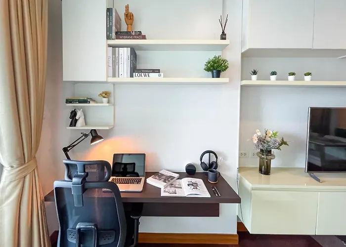 Near Bts Thong Lor L Workspace And Kitchen L Sontana Апартаменты Бангкок