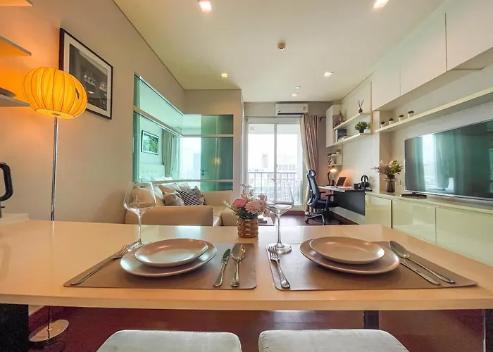 Near Bts Thong Lor L Workspace And Kitchen L Sontana
